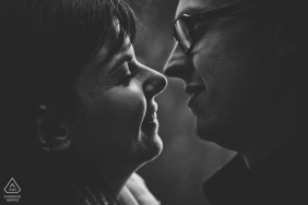Intimate black and white engagement portrait in Amiens, France